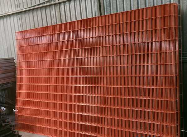 CÁC LOẠI LƯỚI THÉP ĐẸP BỀN VỮNG DÙNG LÀM HÀNG RÀO THÔNG DỤNG HIỆN NAY