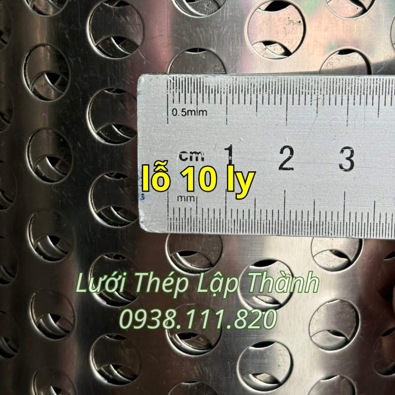Tôn đục lỗ 10 li (inox 304)