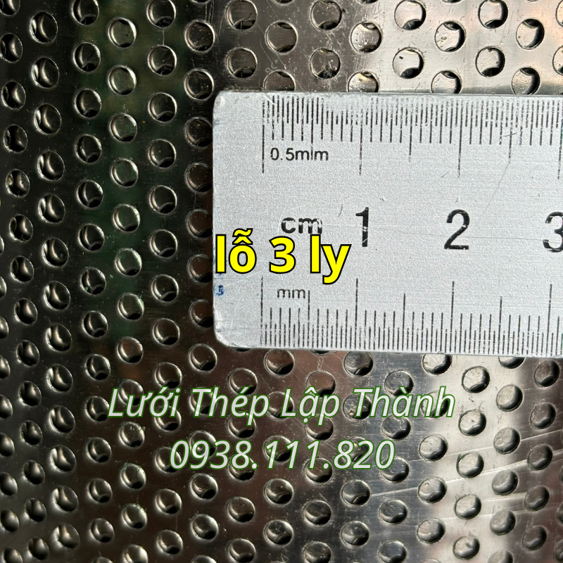 Tôn đục lỗ 3 li (inox 304)